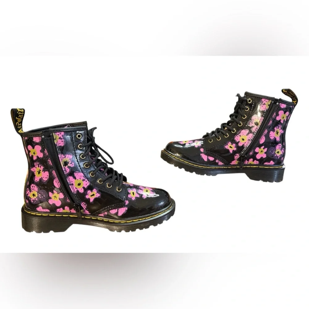 Dr. Martens Pansey Fayre 1460 Combat Boot Junior Size 3